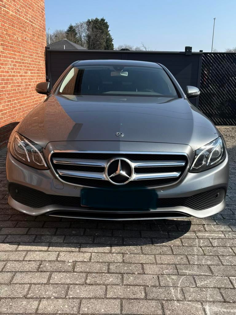 Mercedes E200 Euro 6c, Autos, Mercedes-Benz, Particulier, Classe E, ABS, Caméra de recul, Airbags, Air conditionné, Alarme, Climatisation automatique