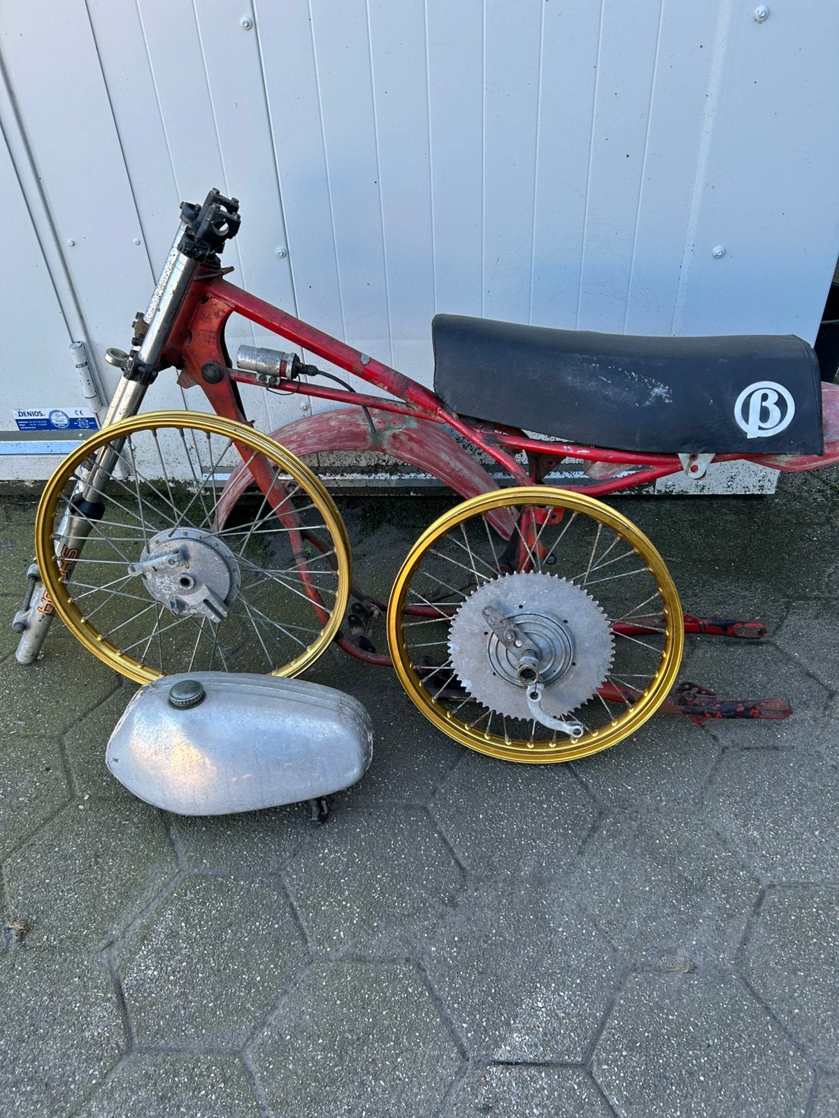 Beta 50 cc crossmotor twinshock, Ophalen of Verzenden, Zo goed als nieuw