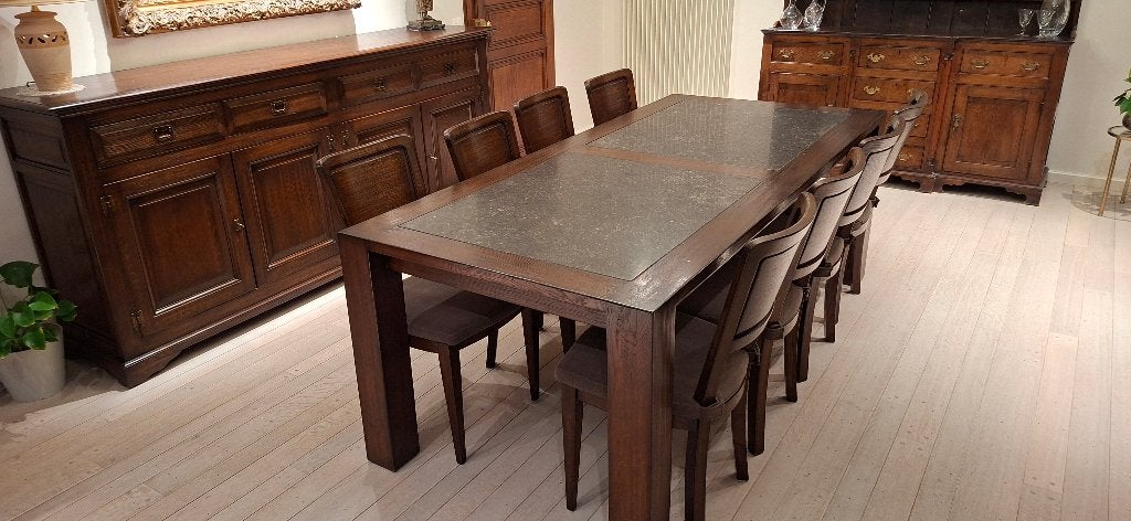 Living tafel met stoelen, Ophalen