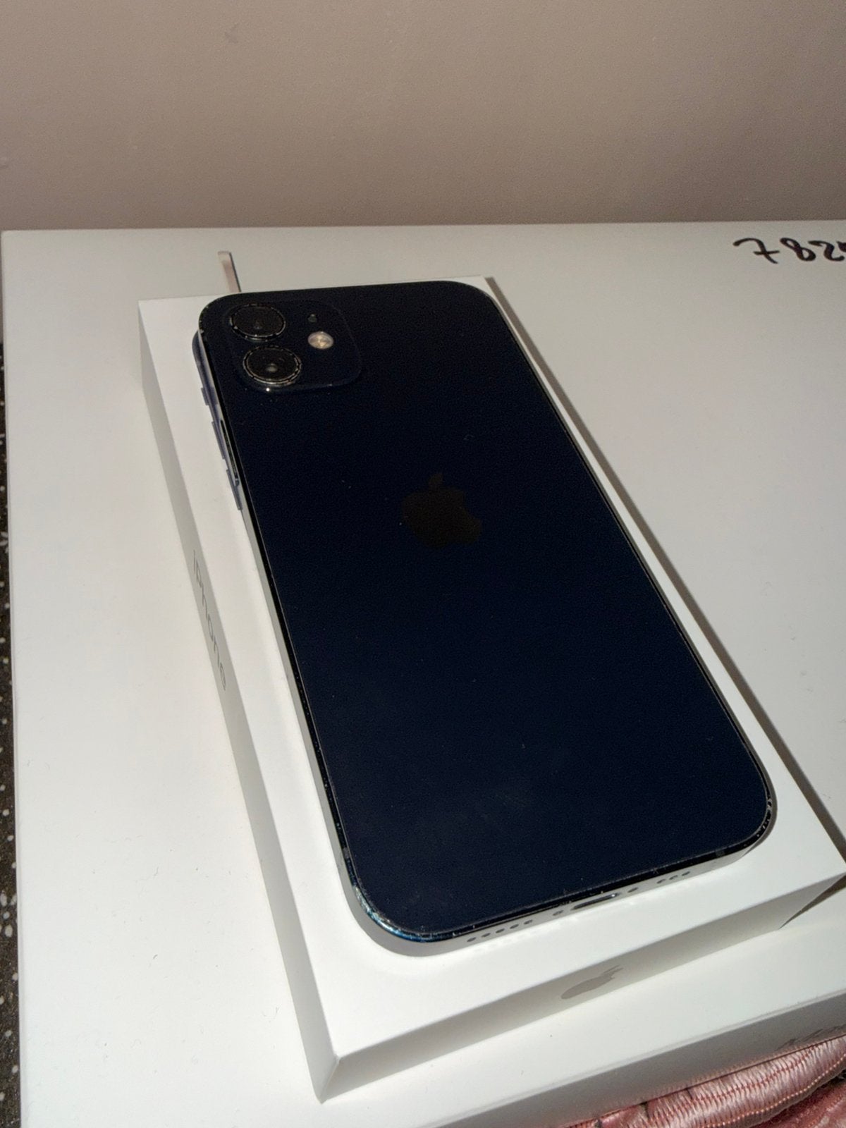 IPhone 12, Telecommunicatie, Zwart, Ophalen of Verzenden, Zo goed als nieuw, Met simlock