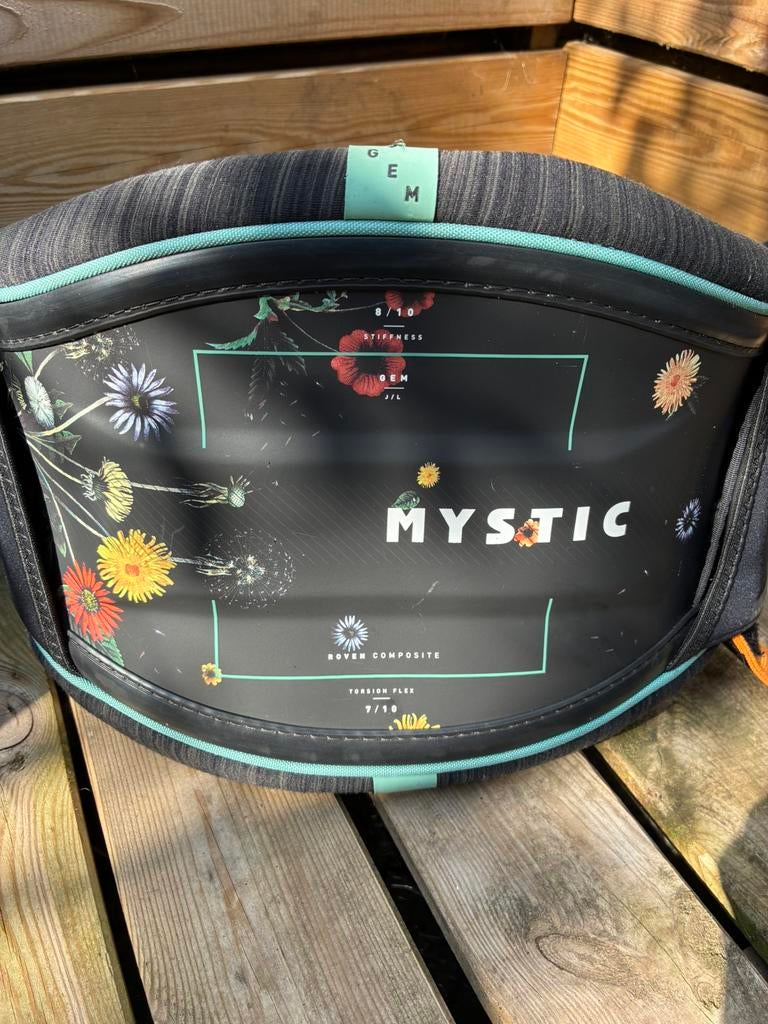 Mystic harnas, Enlèvement, Comme neuf