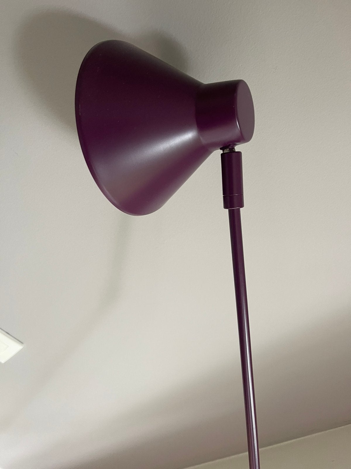 Lampe sur pied.    Liseuse, Comme neuf, Métal, 150 à 200 cm, Enlèvement