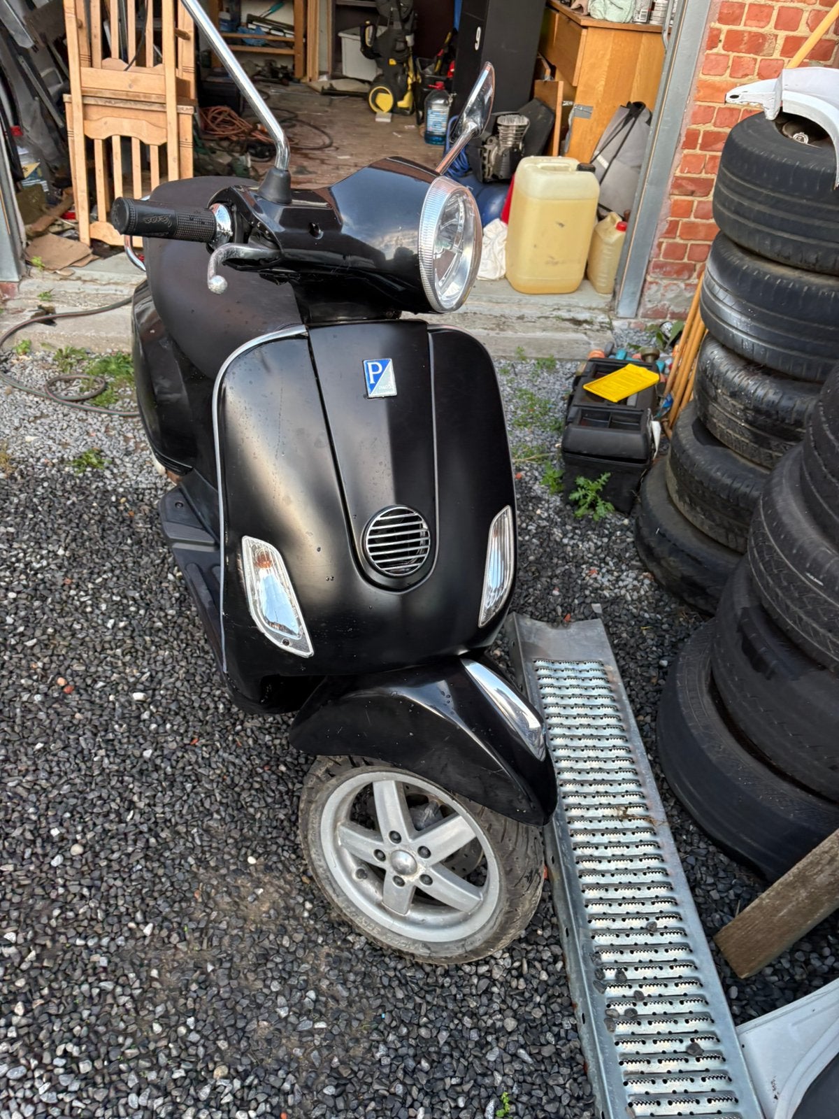 Classe Vespa A, Enlèvement, Comme neuf