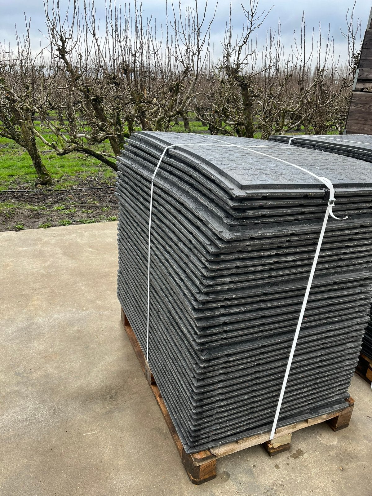 Nieuwe kuntstof rijplaten, Ophalen, Zo goed als nieuw