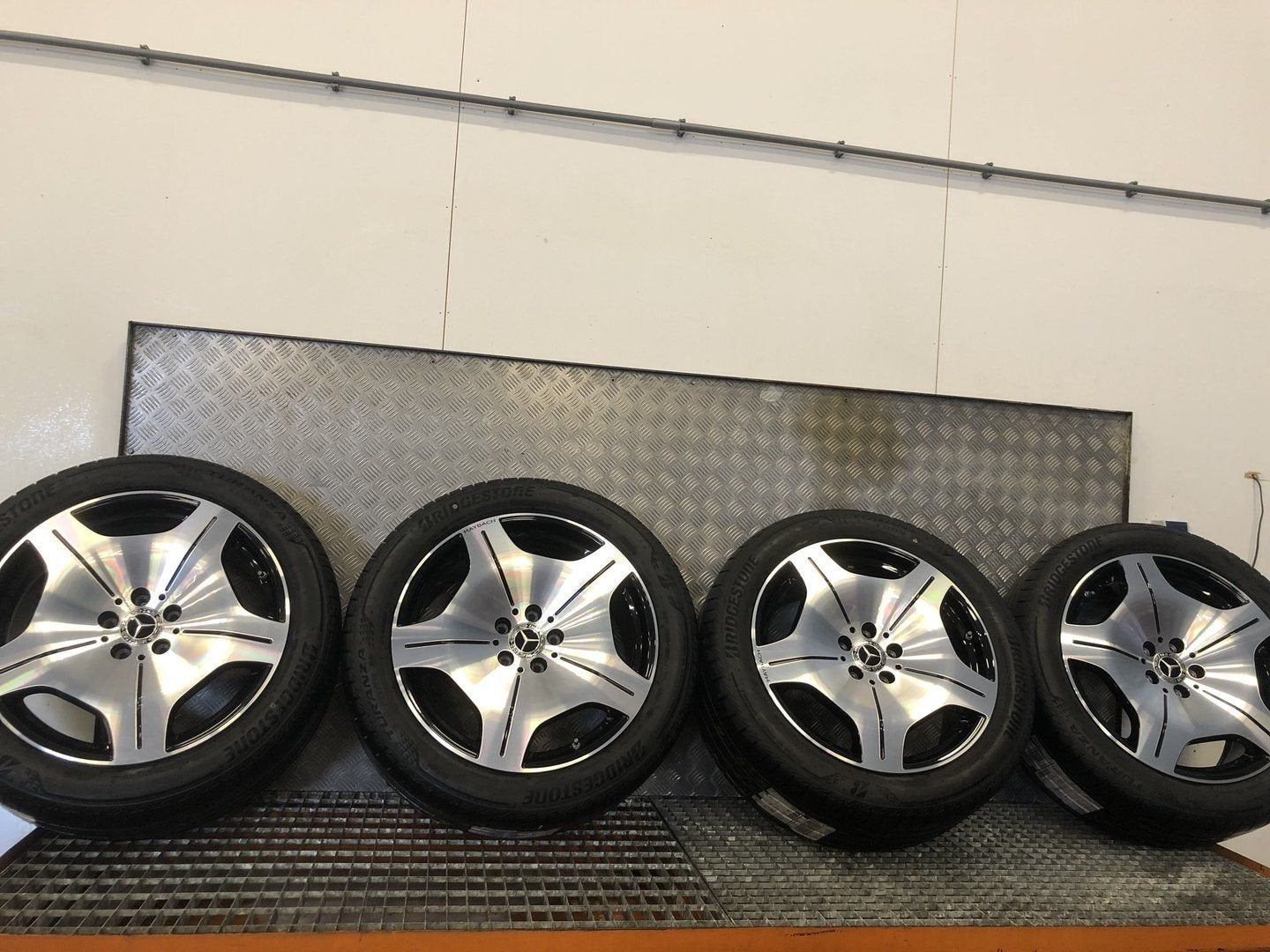 orig. 19 inch mercedes s klasse w223 maybach  a2234015600, Auto-onderdelen, 19 inch, Gebruikt, 255 mm, -