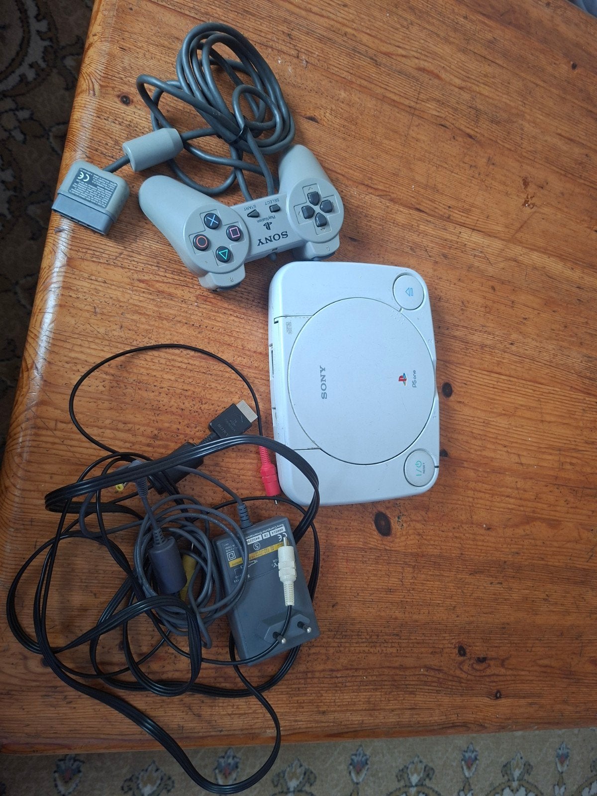 ps 1 met bandrecorder en kabel, Games en Spelcomputers, Ophalen of Verzenden