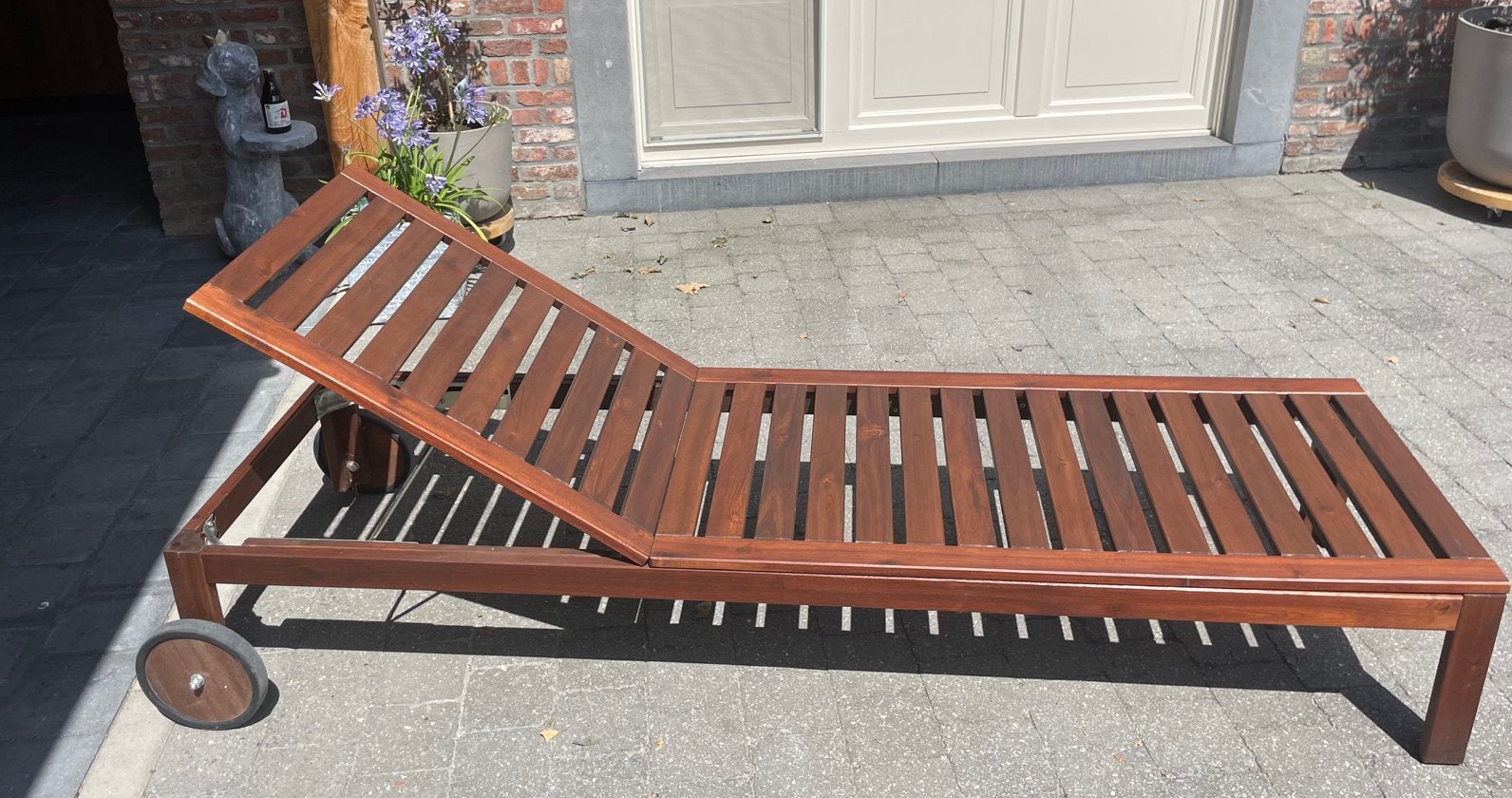 Ligbed met bijhorend kussen & afdekhoes, Ophalen, Zo goed als nieuw, Hout, Verstelbaar