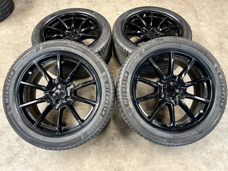 zwarte 20 inch originele velgen + zomerbanden Porsche Macan, Auto-onderdelen, -, 265 mm, -, Banden en Velgen