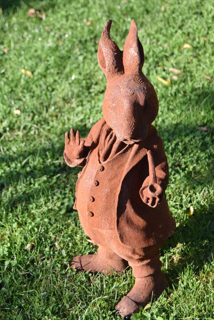 Mr. Cast Iron Rabbit (Alice in Wonderland), Ophalen of Verzenden, Nieuw, Overige materialen, Dierenbeeld