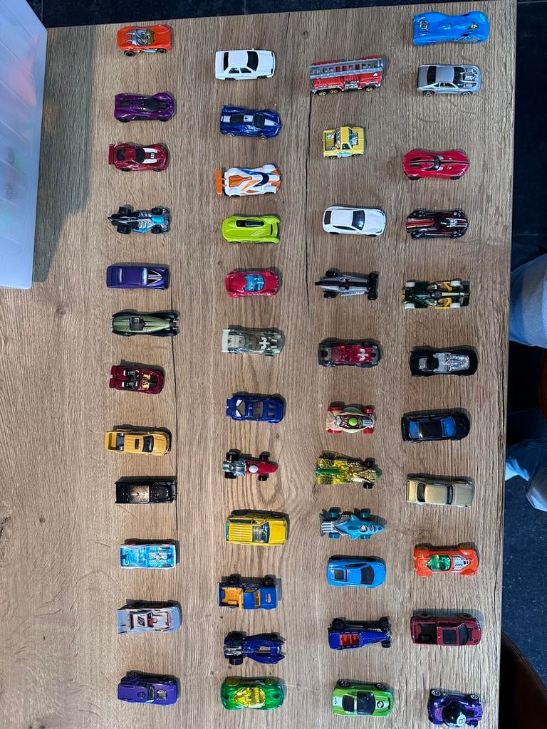 Lot de 46 voitures Hot Wheels, Enlèvement ou Envoi, Utilisé