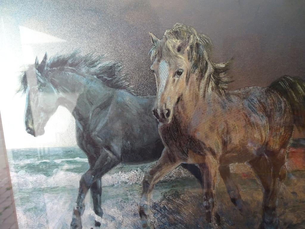 Ingelijste prent paarden op strand – Rosemary Sarah Welch, Ophalen, 50 tot 75 cm, Zo goed als nieuw, Schilderij