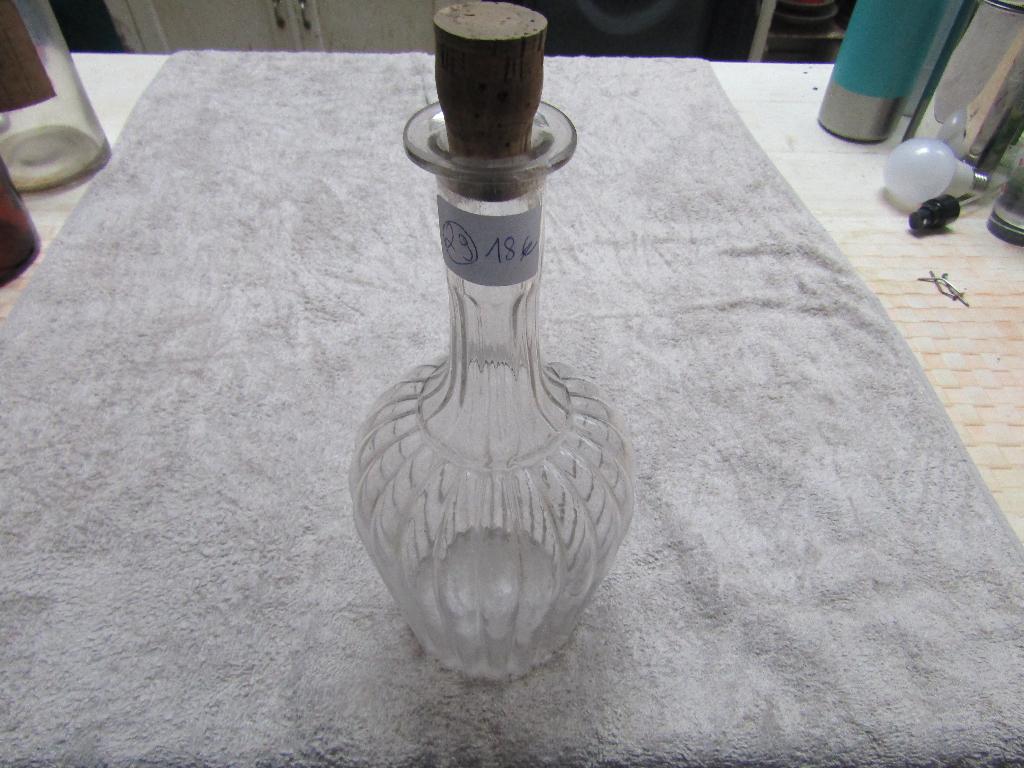 Heldere fles van geblazen glas. H28-DF9-DG5, 1100 g., Antiek en Kunst, Ophalen of Verzenden