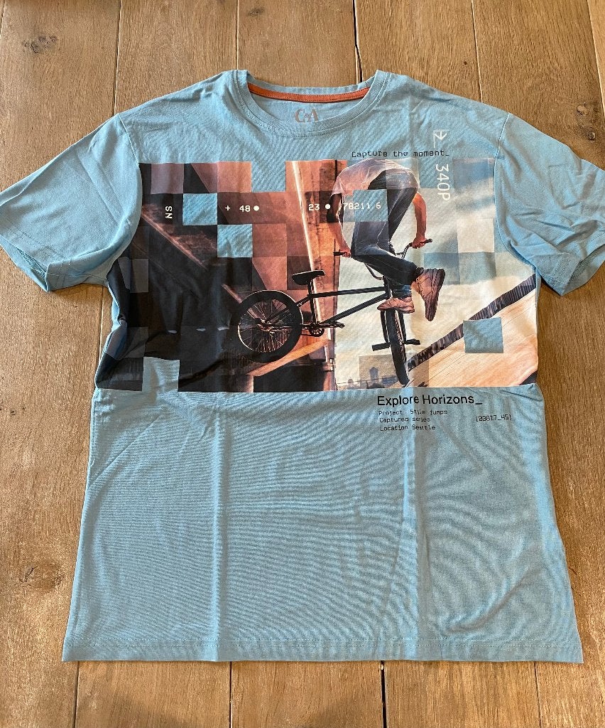 t-shirt maat 158/164, Kinderen en Baby's, Kinderkleding | Maat 158, Ophalen of Verzenden, Jongen