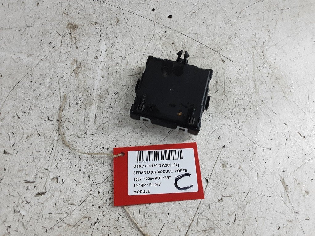 UNITE ELECTRONIQUE Mercedes-Benz C (W205) (A2139002922), Mercedes-Benz, Utilisé, Dialog.mb@mercedes-benz.com, Mercedes-Benz AG