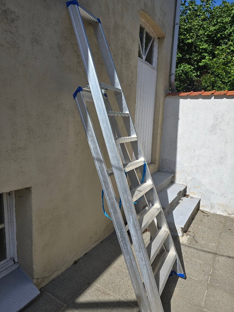 Vouwladder 8 treden, Ophalen, Zo goed als nieuw, Ladder, 2 tot 4 meter