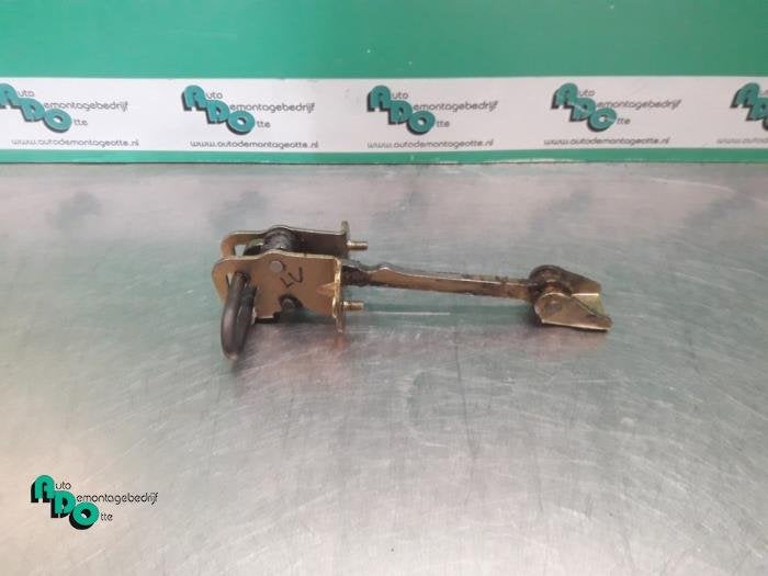 Butée 4portes avant gauche d'un Saab 9-3, -, 3 mois de garantie, Utilisé, -