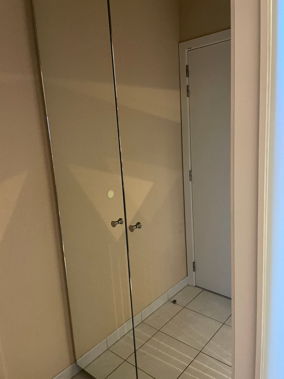 Stopcontacten, lamellen, inbouwkasten, lavabo’s, Ophalen, Gebruikt