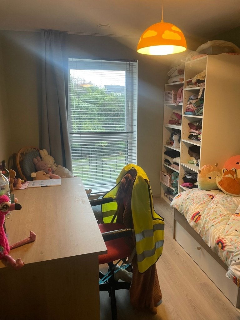 Gratis bureau, Ophalen, Gebruikt, 140 tot 160 cm, 70 tot 85 cm
