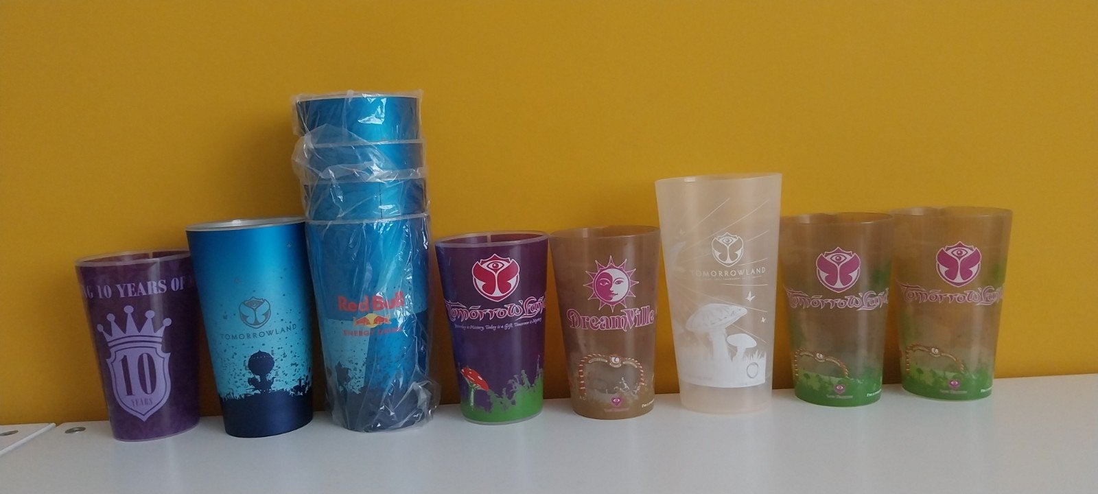 Tomorrowland Bekers verschillende edities