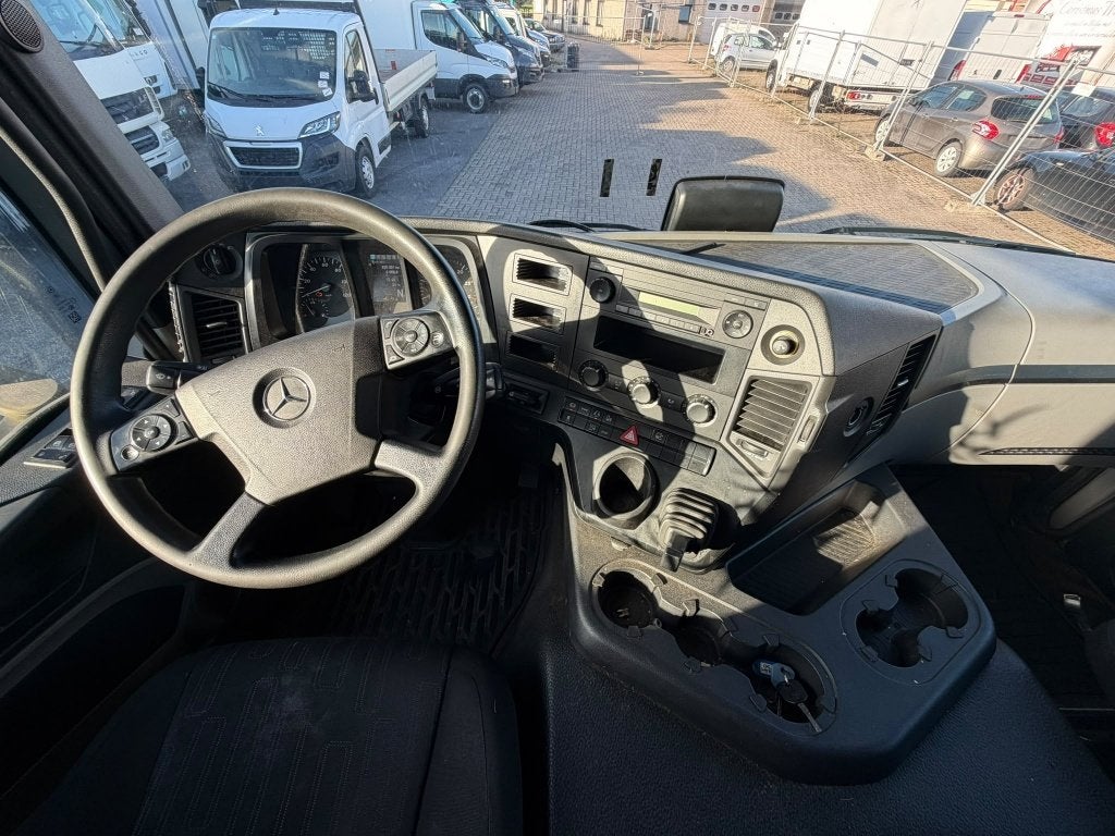 Mercedes Antos 963-0-A(Stock ID 38106) — 21