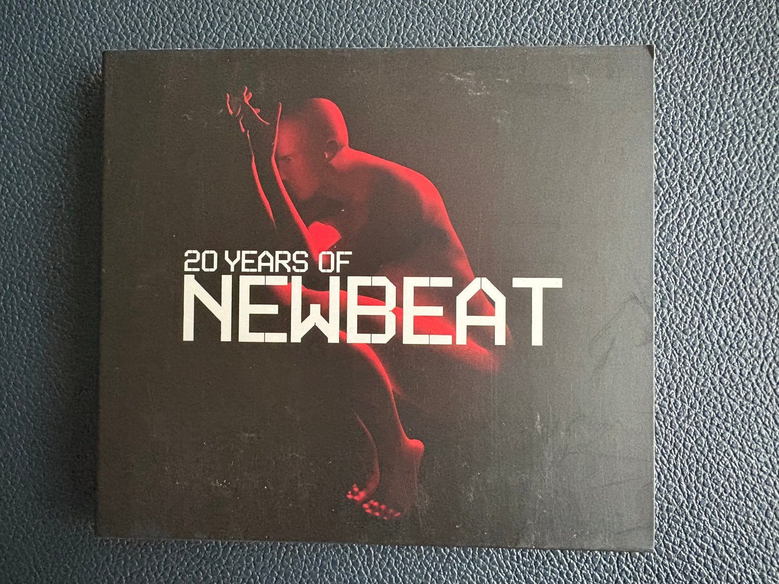 20 years of new beat, Ophalen of Verzenden, Zo goed als nieuw