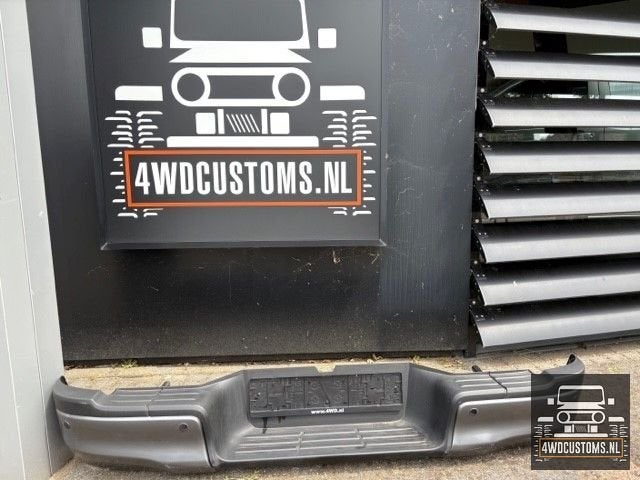 complete achterbumper TOYOTA HI LX 2016 - 2025  met sensoren, Auto-onderdelen, Ophalen, Gebruikt, -, -