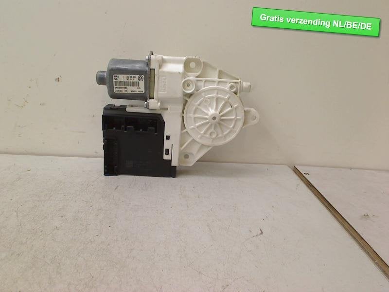 MOTEUR LEVE VITRE ELECTRIQUE AVANT DROIT Tiguan (5N1 / 2), Autos : Pièces & Accessoires, Volkswagen, Volkswagen AG, Utilisé, Kundenbetreuung@volkswagen.de