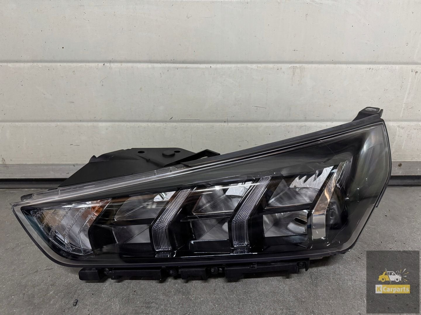 Phare gauche HYUNDAI IONIQ IV LIFT FULL LED JATL 4027 COMPLE, Heolleung-ro 12
06797  Seoul, Info@hyundai.com, Utilisé, Hyundai