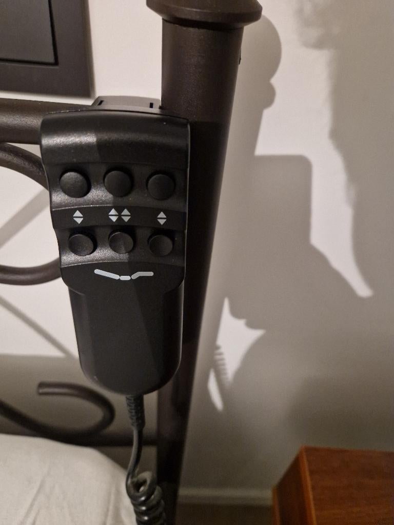 Bed, Huis en Inrichting, Ophalen, Bruin, Tweepersoons, 200 cm