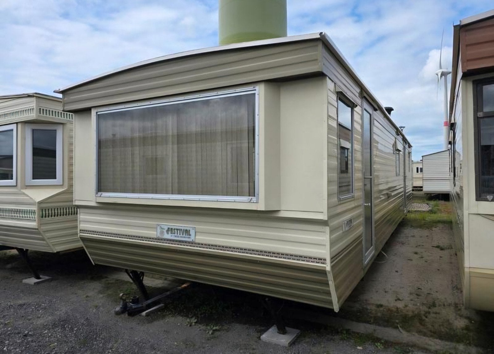 Stacaravan in snelverkoop 6.000€ 🚚 inclusief !!!