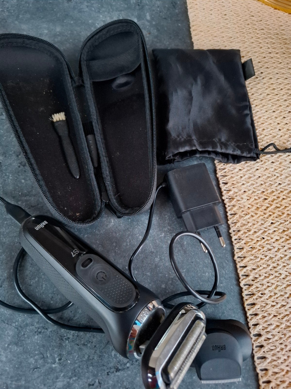 scheerapparaat met trimmer zo goed als nieuw, Enlèvement