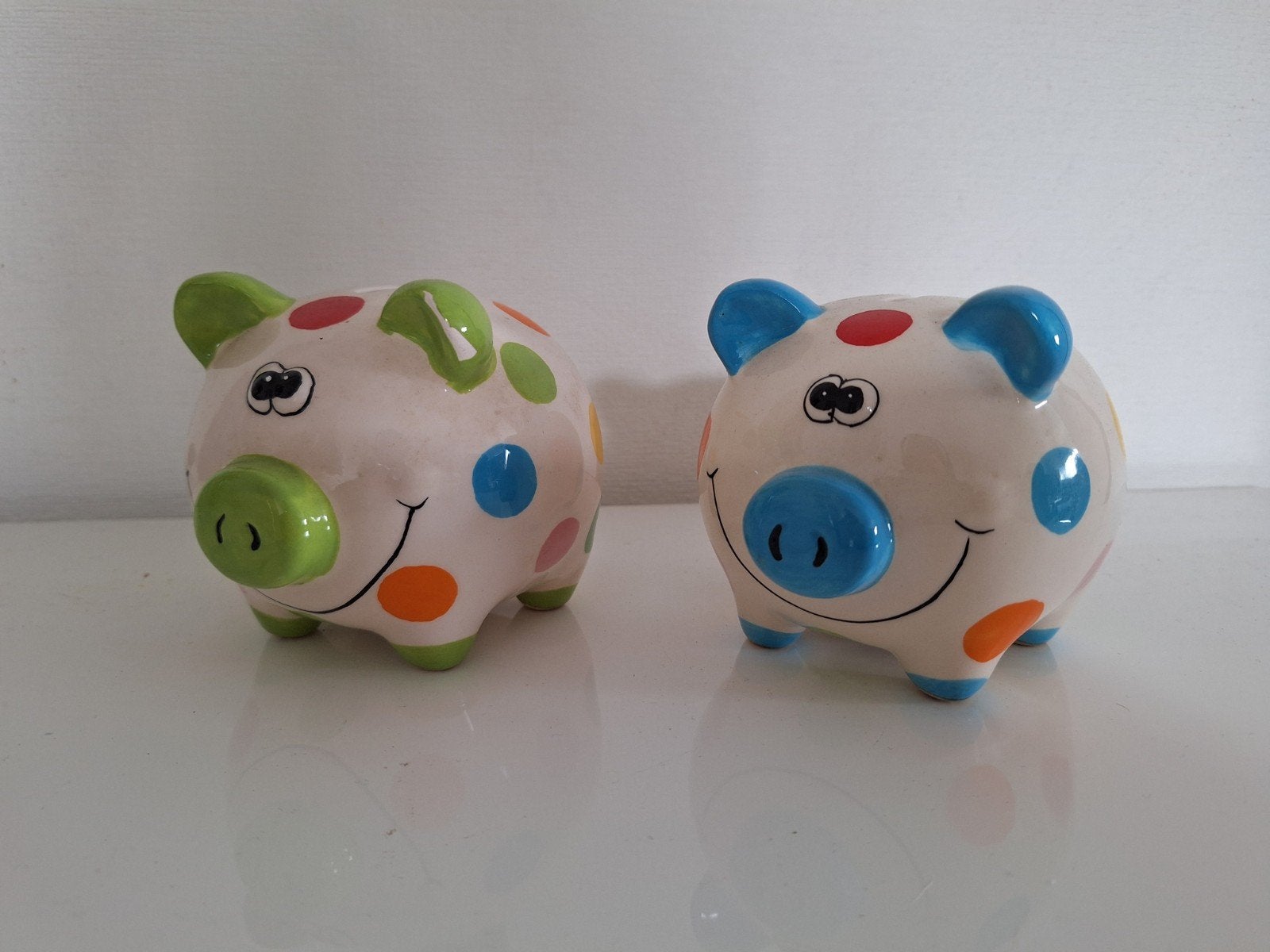 2 varkens spaarpotten, Enlèvement