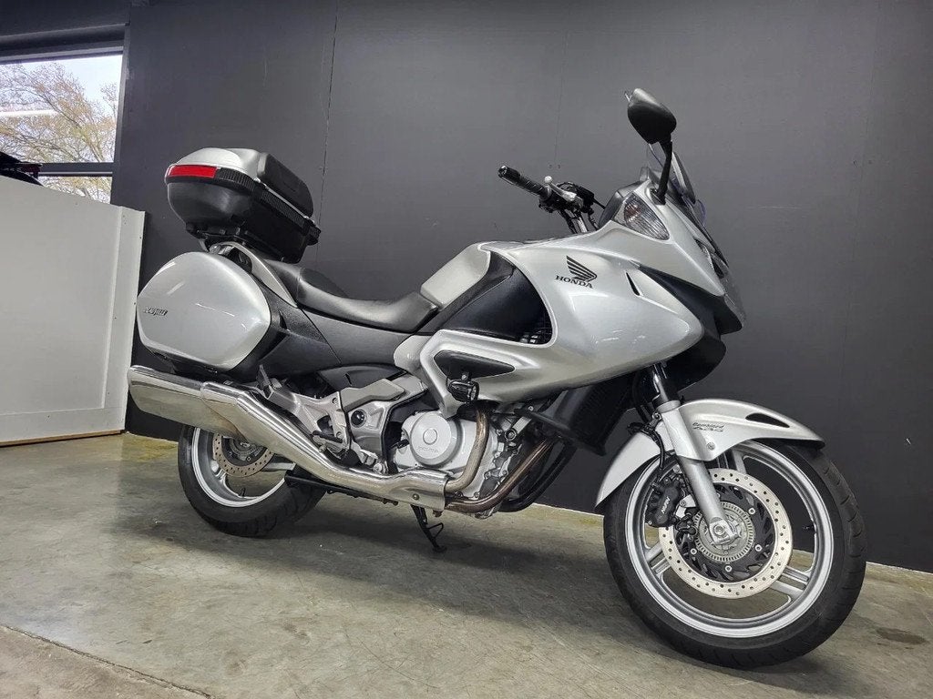 Honda NT 700 Deauville budgetvriendelijke toptourer, 700 cc, Bedrijf, Meer dan 35 kW, Overig