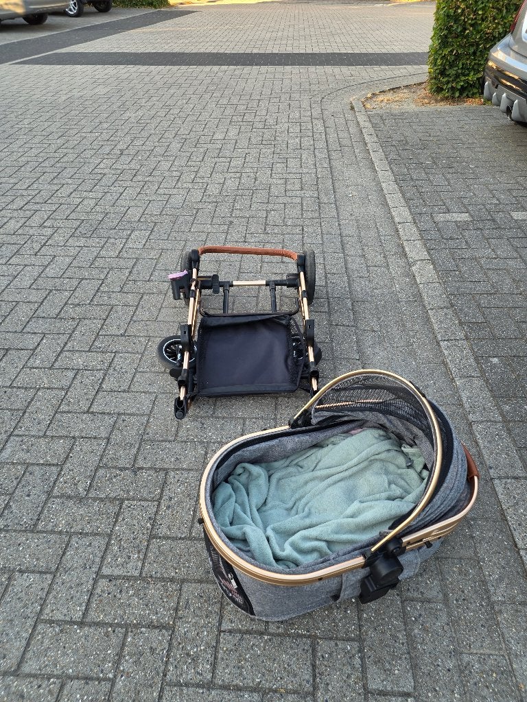Honden buggy, Dieren en Toebehoren, Honden-accessoires, Ophalen, Zo goed als nieuw, Hondenbuggy