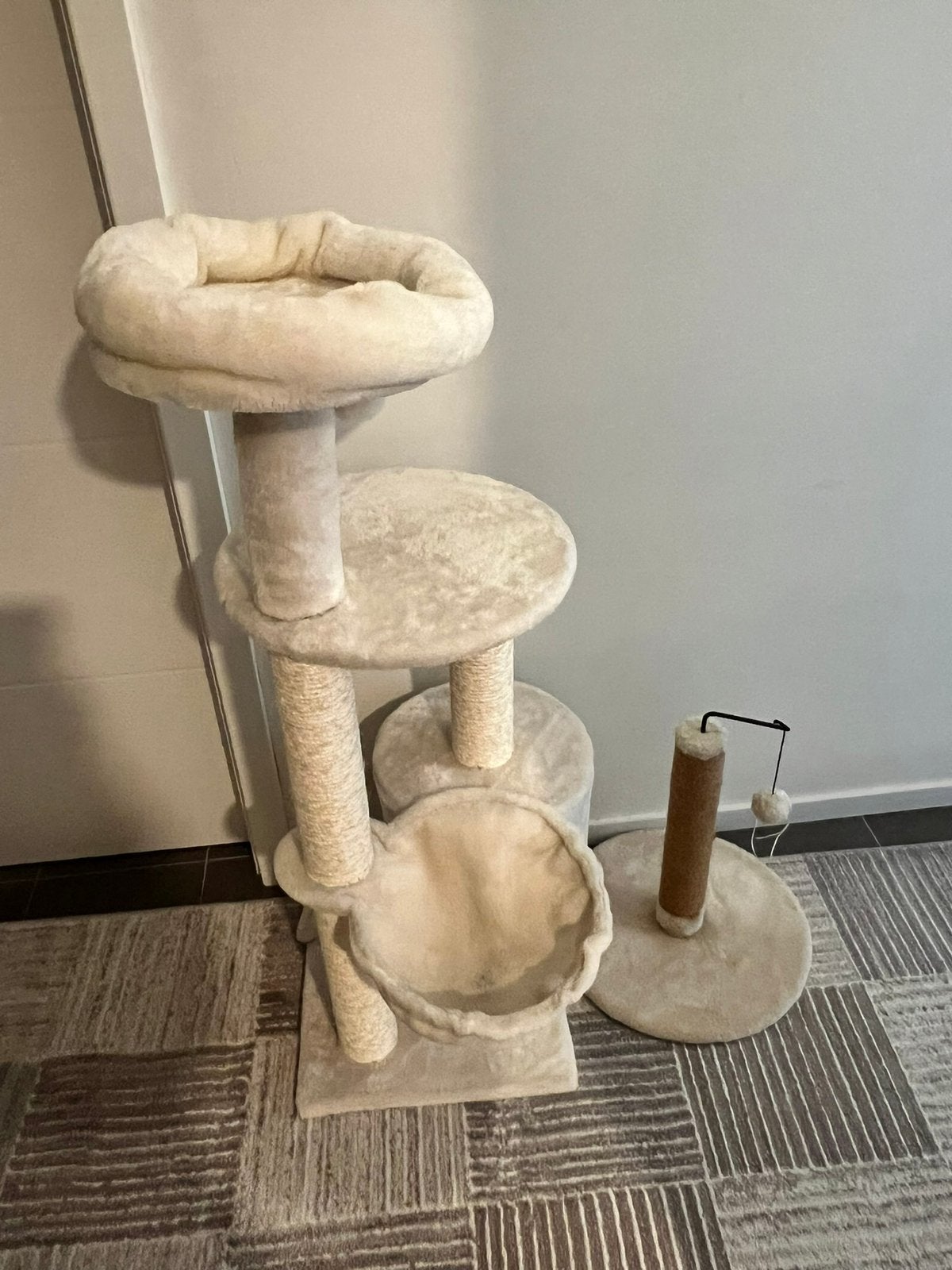 Katten krabmeubel beide voor 20 euro, Dieren en Toebehoren, Krabmeubelen, Ophalen, Gebruikt, Krabmeubel-onderdelen