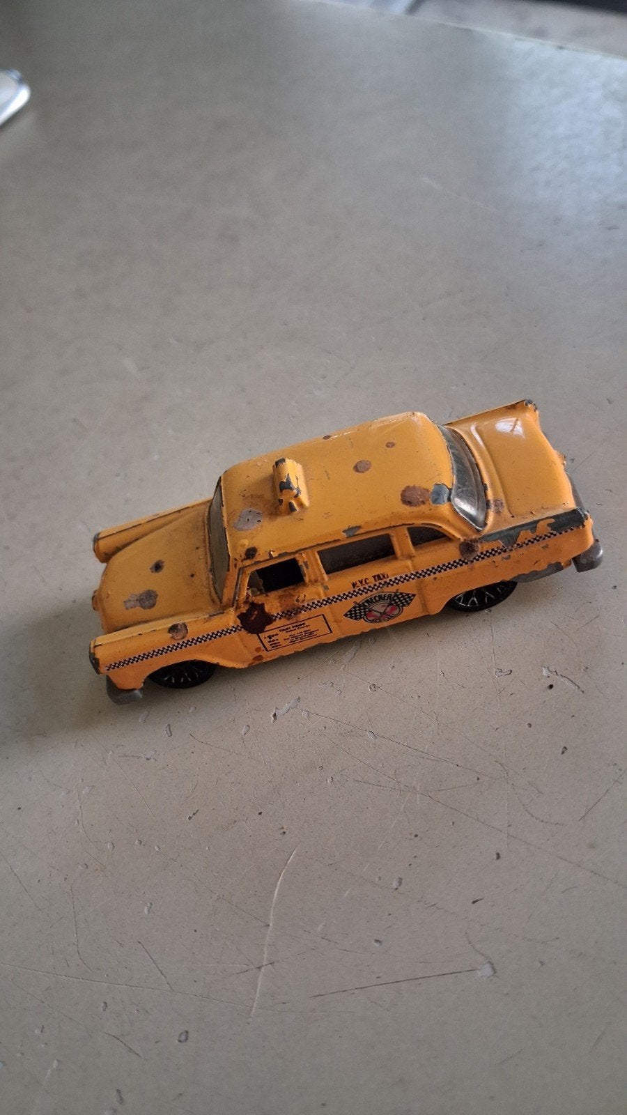 miniatuur speelgoed autootje., Ophalen