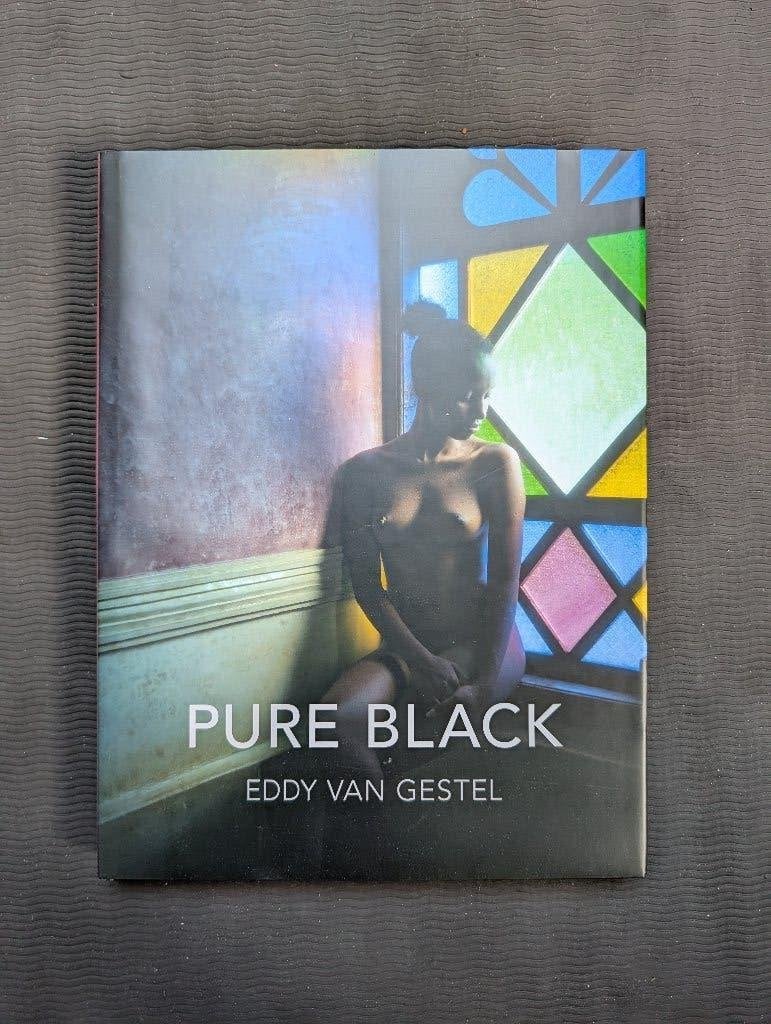 Boek Pure Black, Ophalen of Verzenden, Nieuw, Eddy van gestel