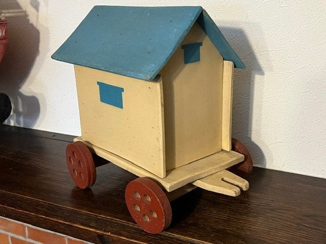 Ancienne cabine de plage miniature en bois, Enlèvement