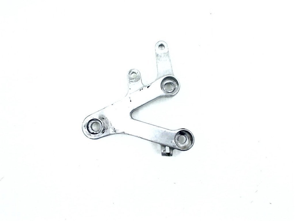 REPOSE PIEDS AVANT DROIT Honda, Dhr. S. di Majo, Utilisé, Info@cama-motorparts.nl, P.J. Troelstraweg 8 8
3144 CX  MAASSLUIS, NL