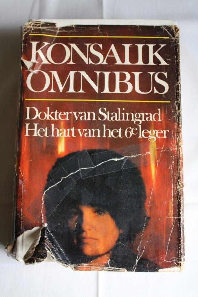 Konsalik Omnibus - Dr Van Stalingrad/Het hart v/h 6de leger, Boeken, Ophalen of Verzenden, Gelezen, Konsalik, België