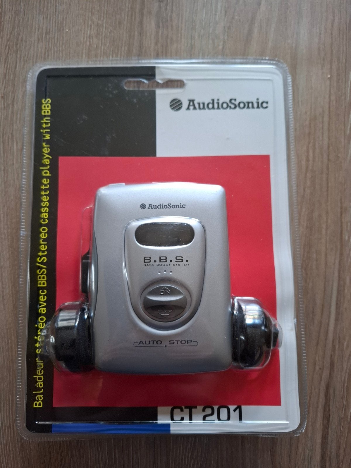 Wijnoogst! Walkman verzegeld! NIEUW, Audio, Tv en Foto, Walkmans, Discmans en Minidiscspelers, Ophalen of Verzenden, Walkman
