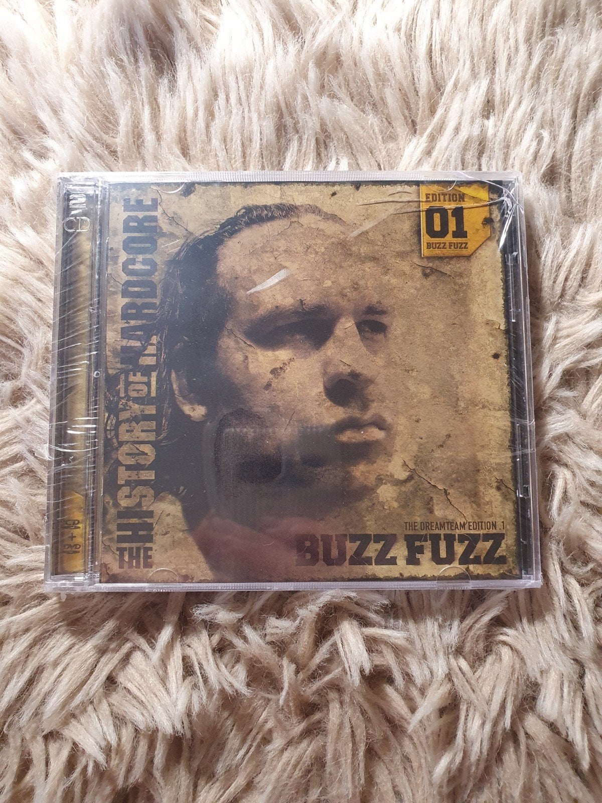 Buzz Fuzz – The History Of Hardcore The Dreamteam Edition 01, CD & DVD, CD | Dance & House, Enlèvement ou Envoi