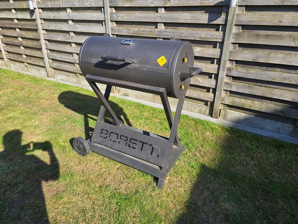 Boretti barilo met hoes en trolley, Tuin en Terras, Houtskoolbarbecues, Ophalen