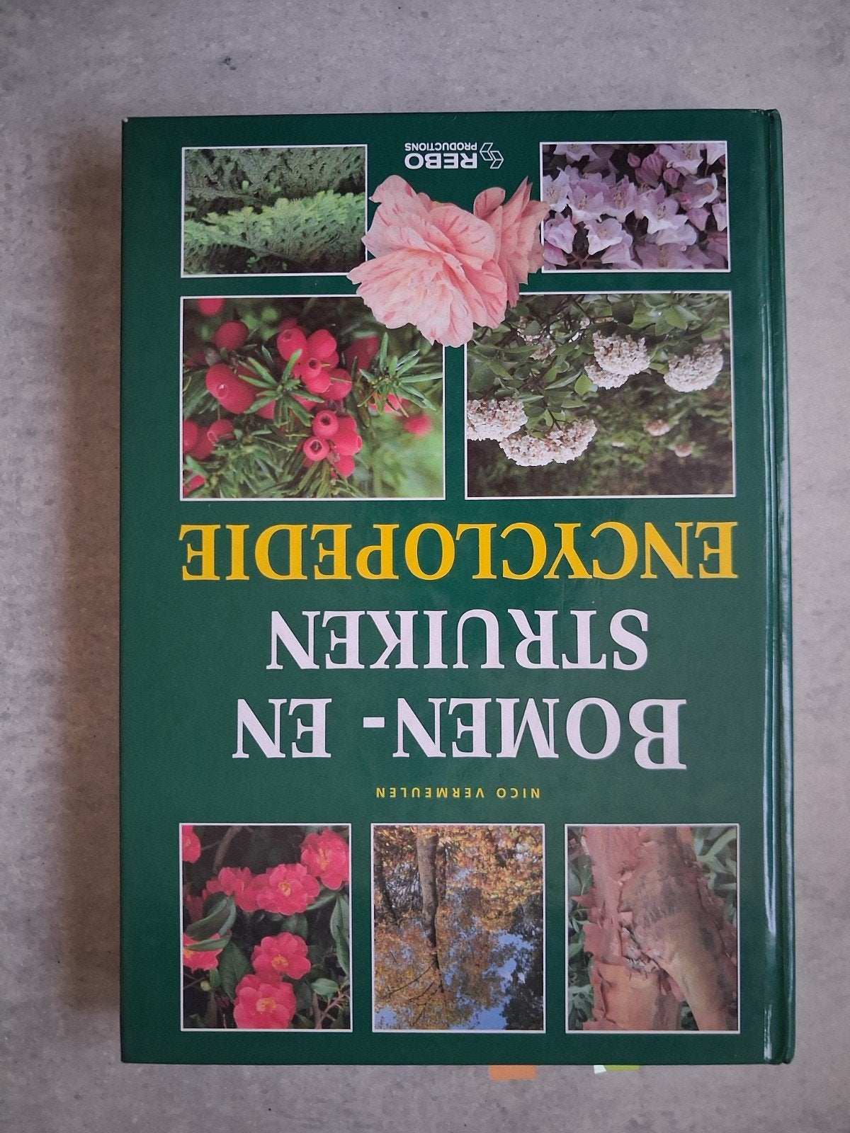 boek: Bomen- en struiken encyclopedie, Ophalen