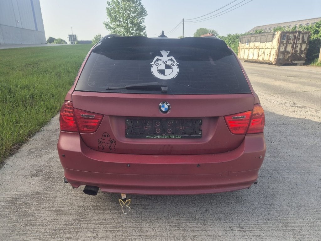 Boîte Automatique BMW 318 Break 2.0 Diesel, Autos, Euro 5, Achat, Entreprise, 5 portes