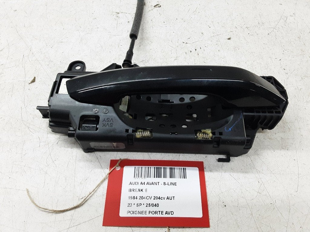 POIGNEE EXTERIEURE AVANT DROITE Audi A4 Avant (B9), Mevr. I. Hauben, Audi, Utilisé, Avant