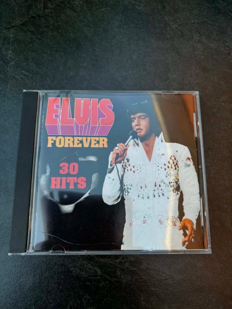 Elvis cd, Forever van RCA label (zeldzaam). slechts 10 euro., Cd's en Dvd's, Ophalen of Verzenden, Zo goed als nieuw, Rock-'n-roll