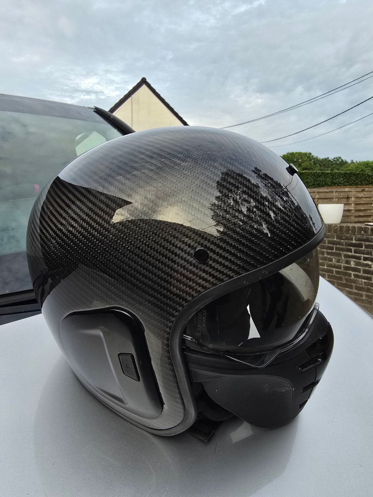 Shark motorhelm in mooie carbon look, voorzien van donker vi, Motoren, Ophalen, Shark
