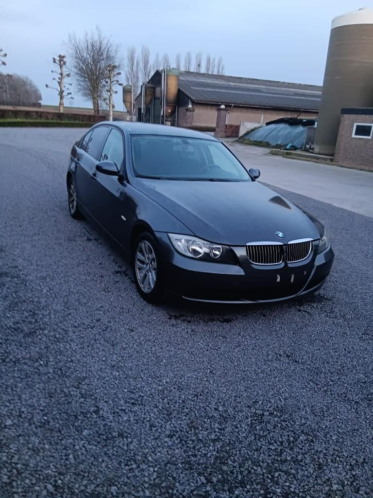 bmw 318d, Auto's, BMW, 90 kW, Achterwielaandrijving, Zwart, Leder en Stof