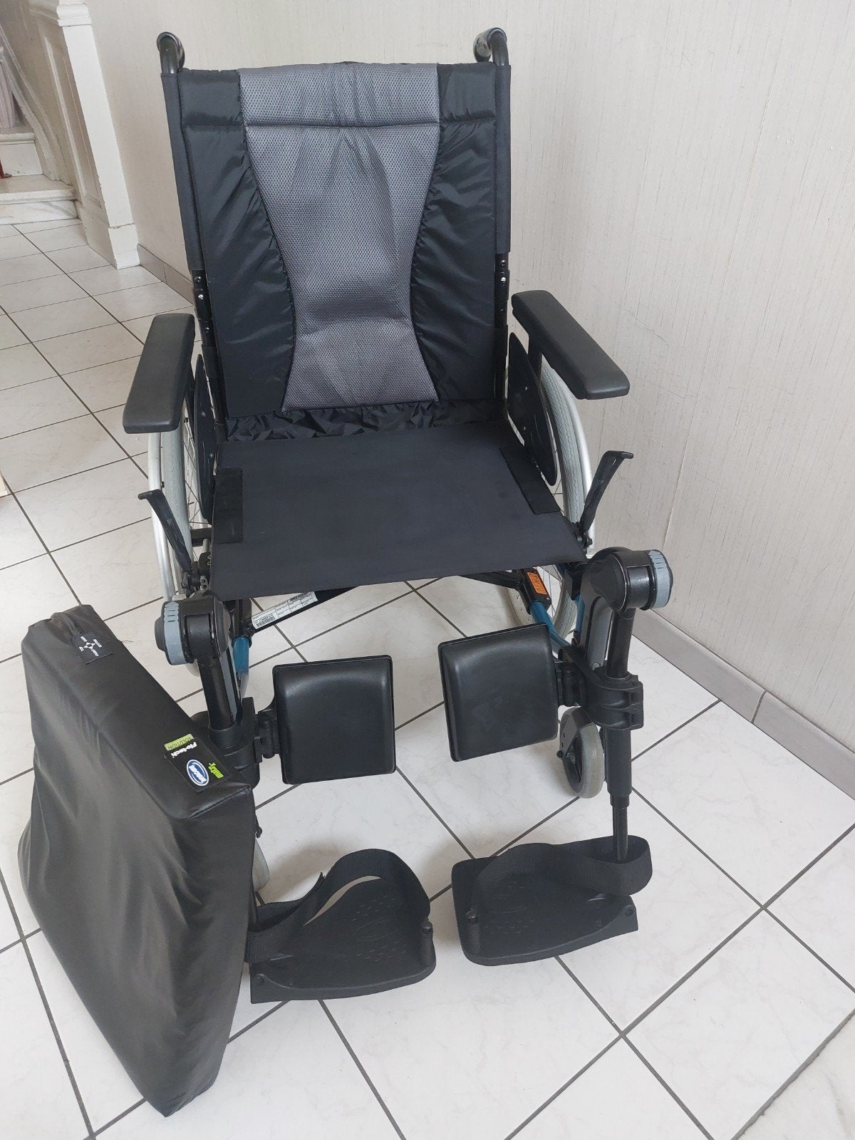 Chaise roulante, Enlèvement